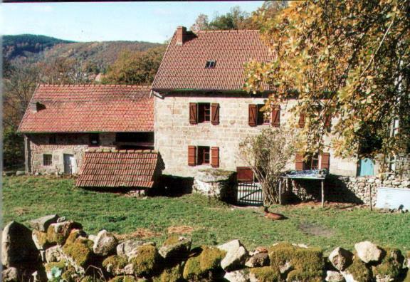 Saint-Georges-Nigremont B&B Petite Ferme D'Autrefois מראה חיצוני תמונה